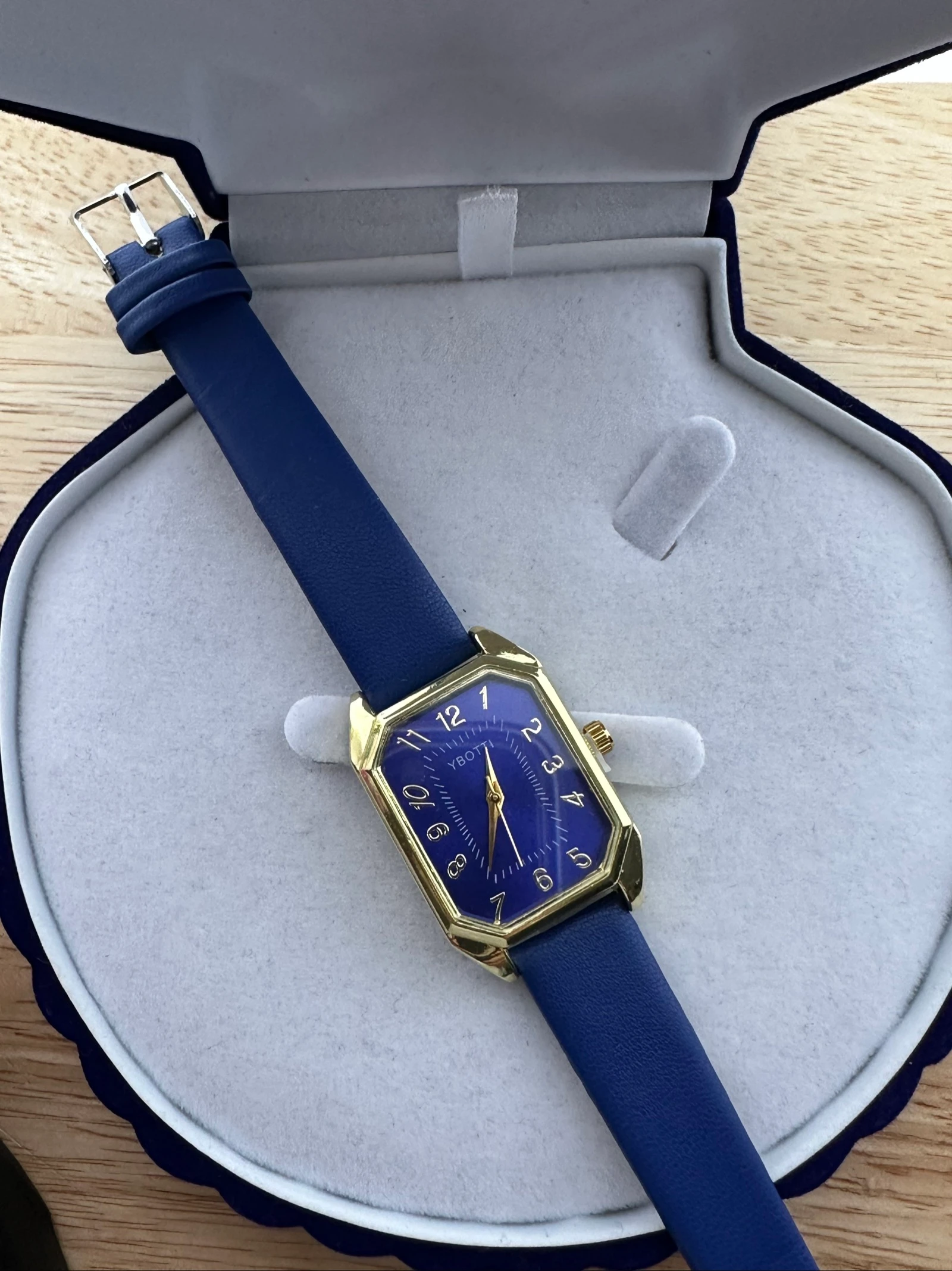 Blue & gold vintage rectangular watch and complimentary matching jewelry set – photo 6